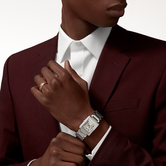 Cartier Tank Francaise watch, medium model, quartz movement.