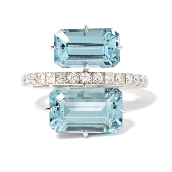 Vintage And Estate Jewelry Contemporary 18K White Gold Salavetti Mare Aquamarine & Diamond Ring - Size 7.25